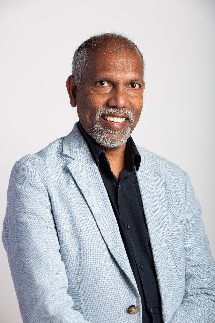 Associate Professor Steven Bollipo