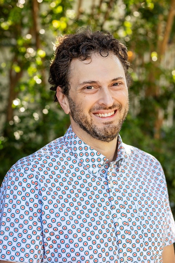 Professor Dan Siskind